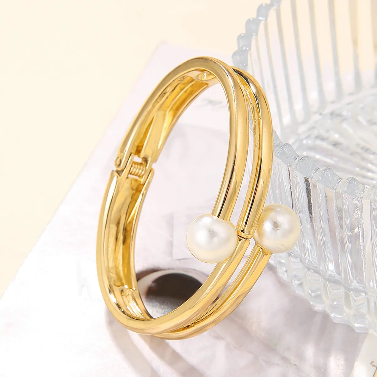 Simple Style Classic Style Solid Color Copper Plating 18k Gold Plated Bangle