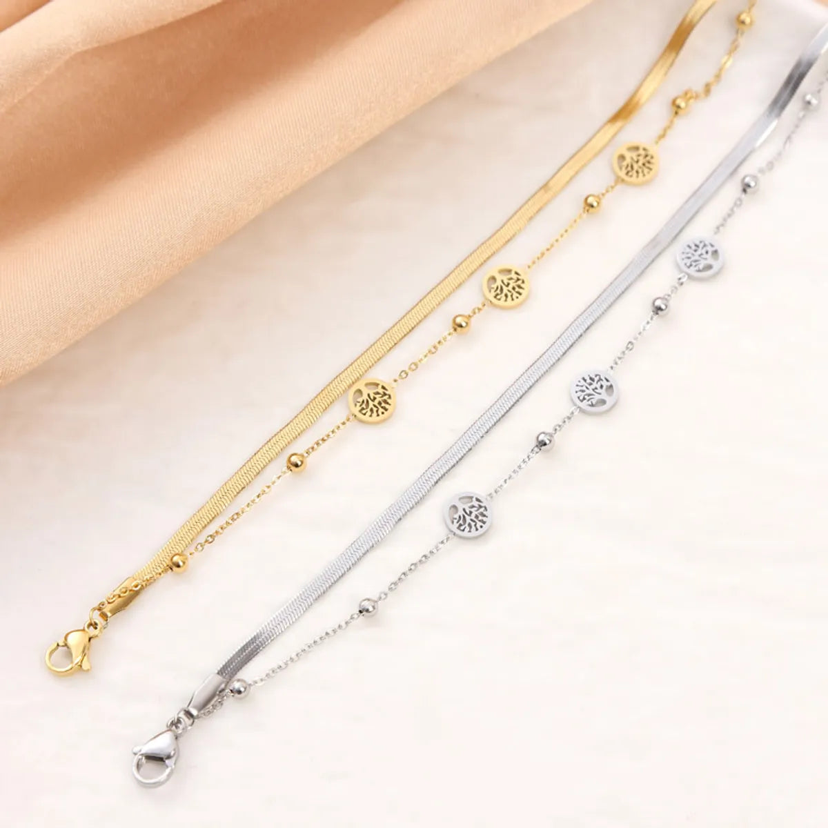 Simple Style Classic Style Solid Color Stainless Steel Bracelets