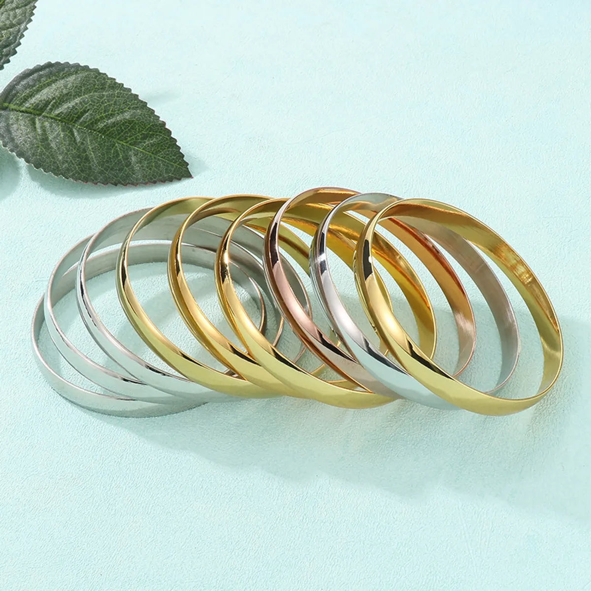 Simple Style Classic Style Solid Color Titanium Steel Plating Gold Plated Bangle