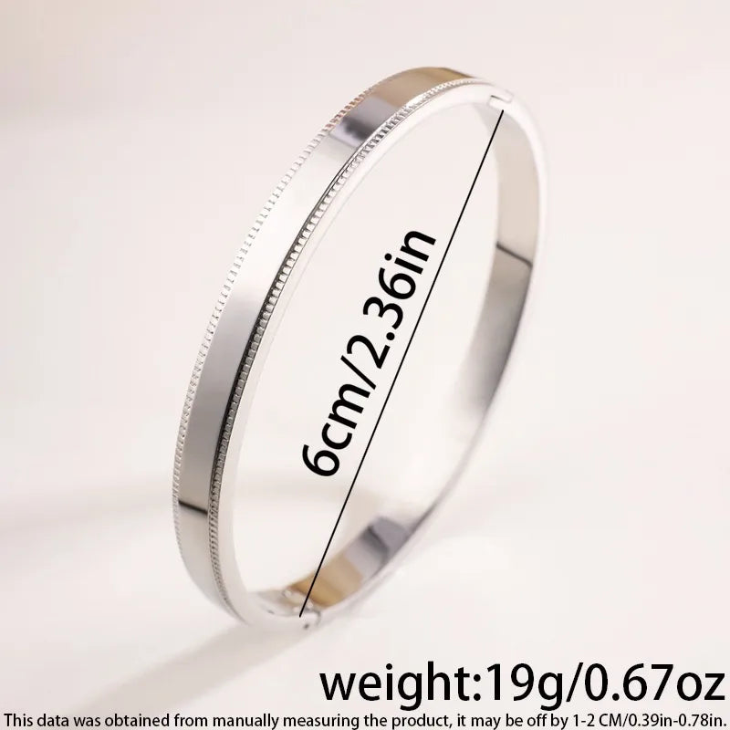 Simple Style Classic Style Solid Color Titanium Steel Silver Plated Bangle In Bulk