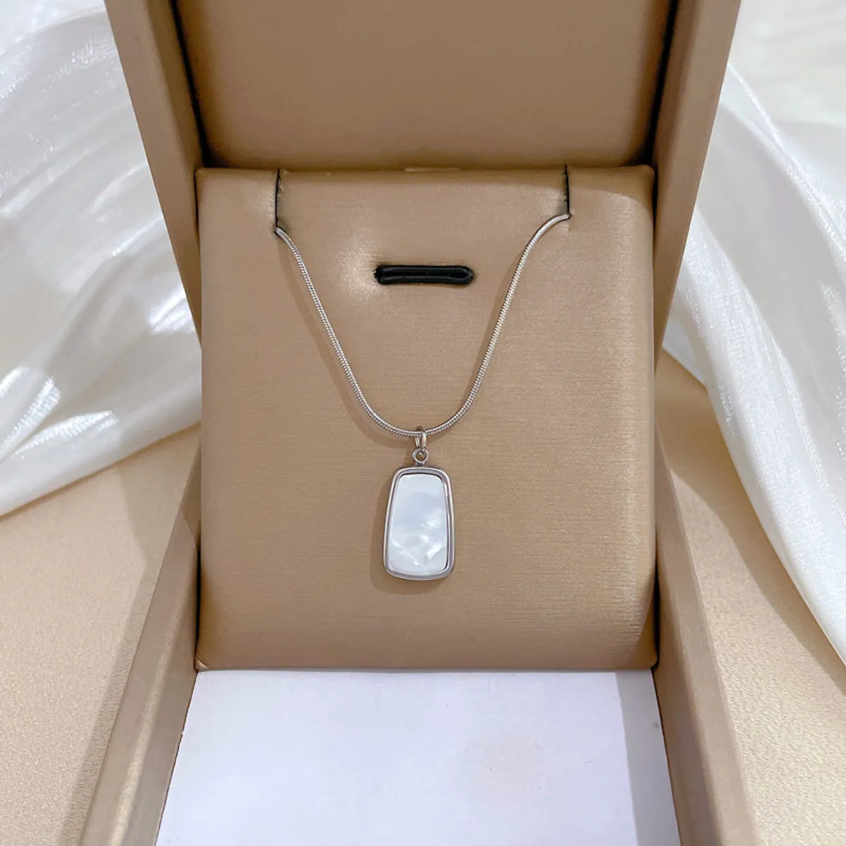 Simple Style Classic Style Square Titanium Steel Inlay Shell Pendant Necklace