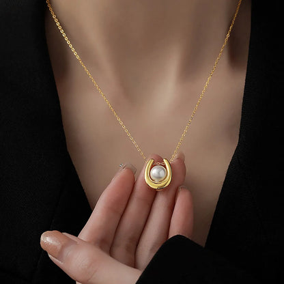 Simple Style Classic Style U Shape Imitation Pearl Titanium Steel Plating 18k Gold Plated Women's Pendant Necklace