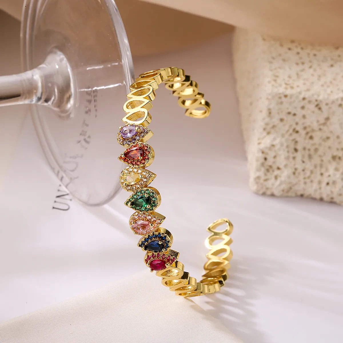 Simple Style Commute C Shape Copper 18k Gold Plated Zircon Bangle In Bulk