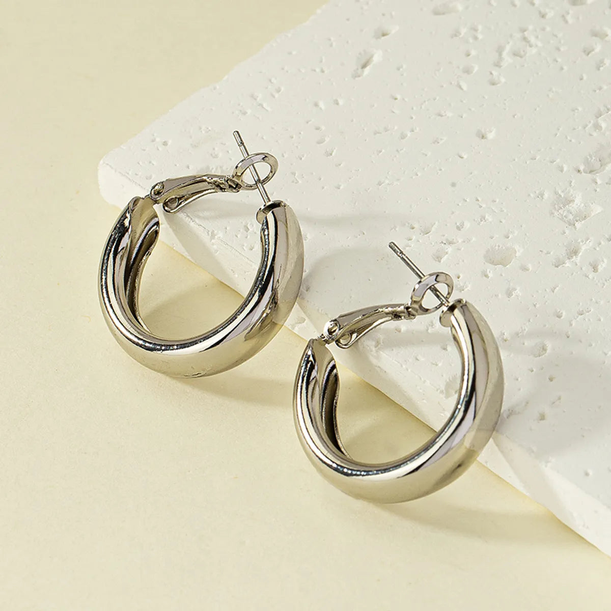 Simple Style Commute Circle Alloy Plating Women's Hoop Earrings