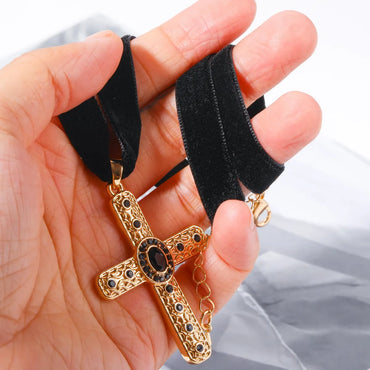 Copper 18K Gold Plated Simple Style Commute Plating Inlay Cross Zircon Pendant Necklace