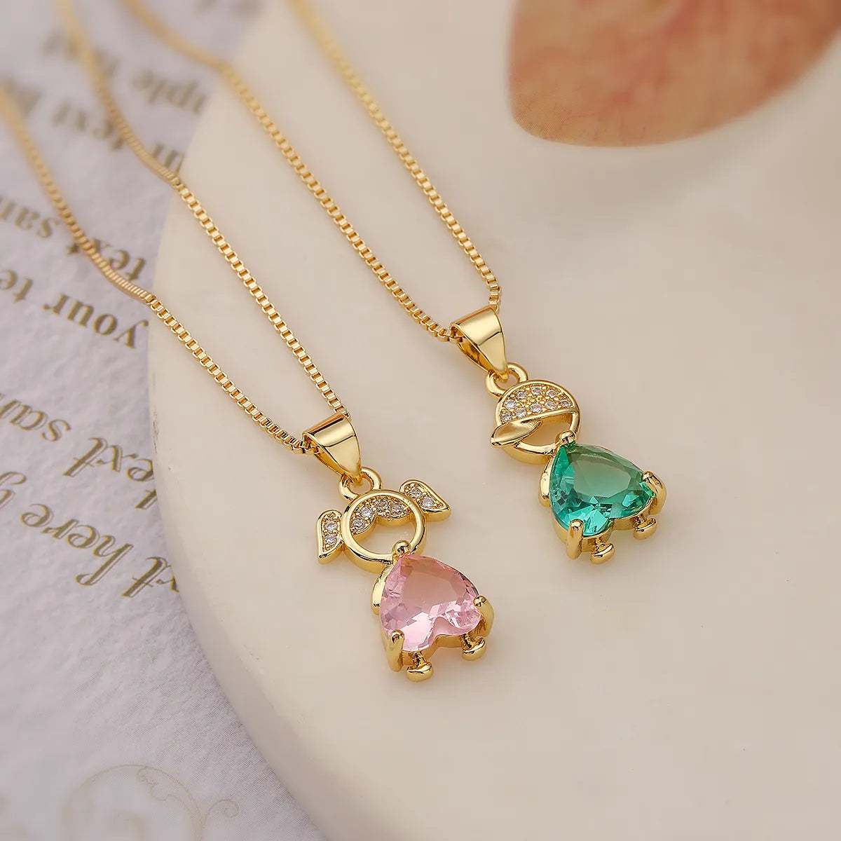 Simple Style Commute Geometric Copper 18k Gold Plated Zircon Pendant Necklace In Bulk