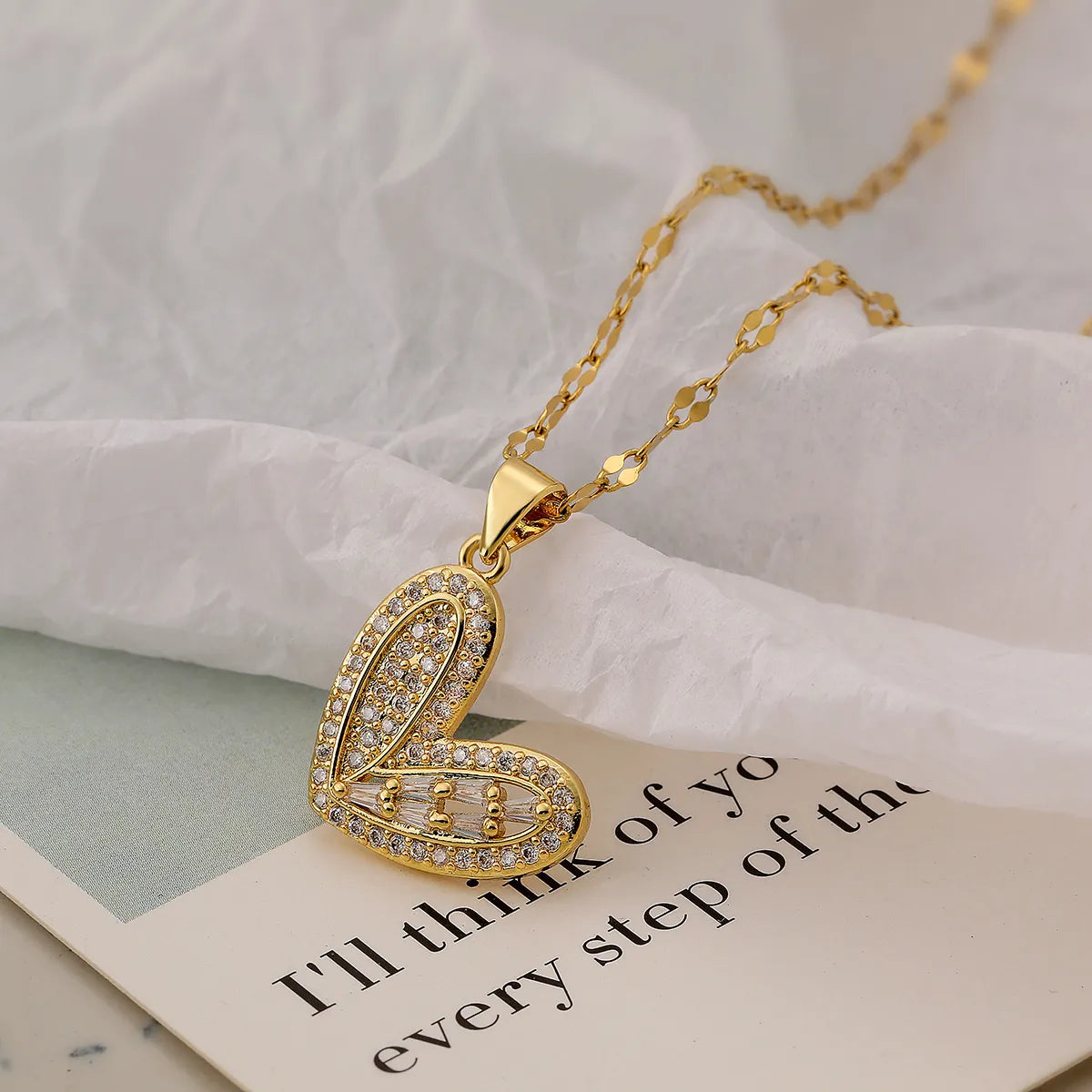 Wholesale Simple Style Commute Heart Shape Copper Plating Inlay 18K Gold Plated Zircon Pendant Necklace