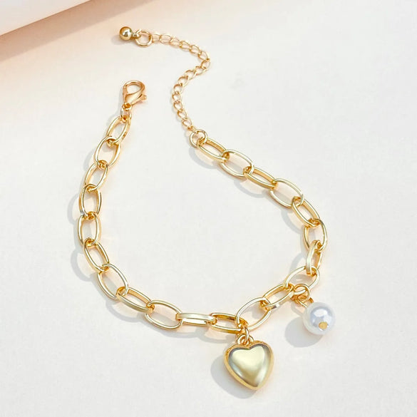Simple Style Commute Heart Shape Gold Plated Alloy Wholesale Bracelets