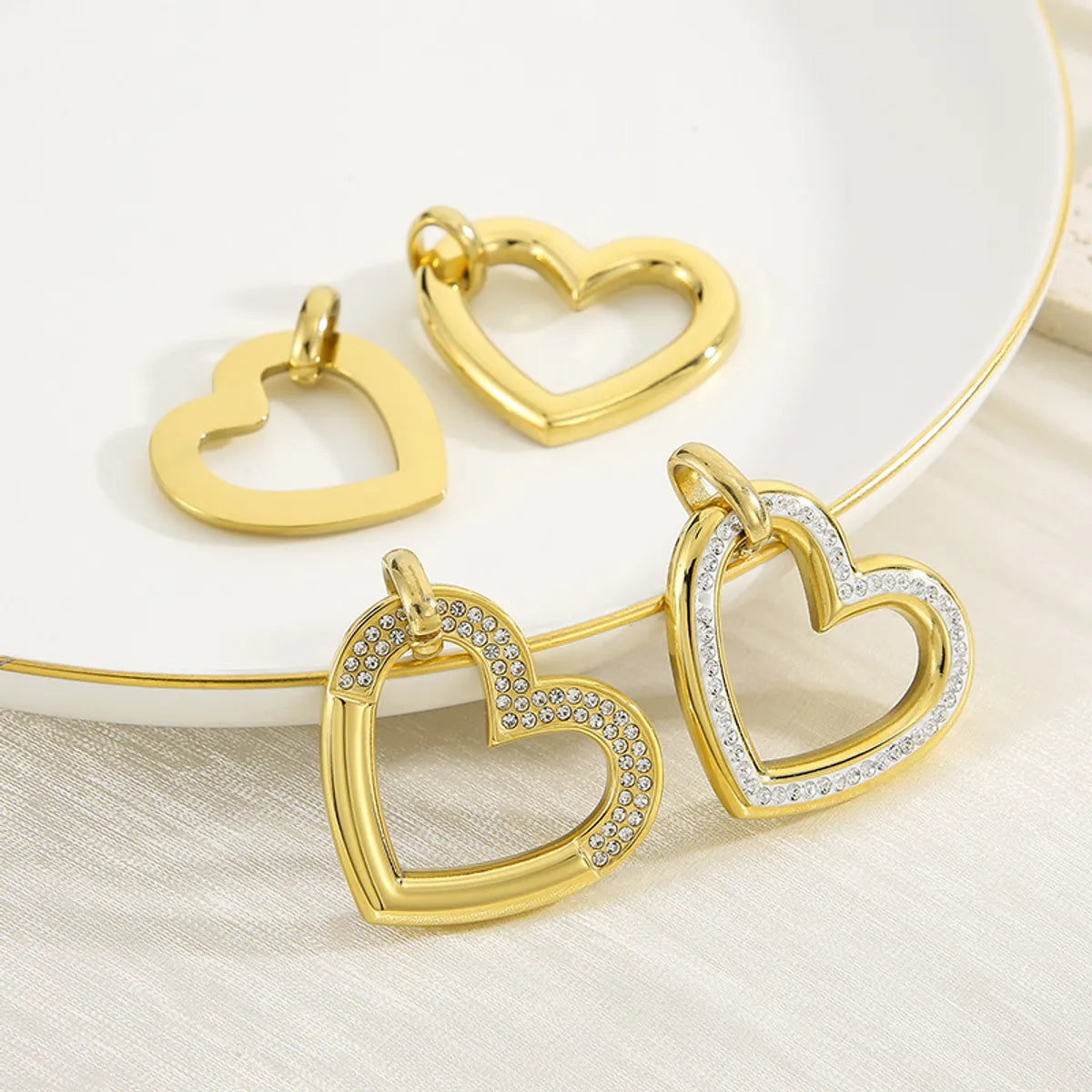 1 Piece Stainless Steel Rhinestones 18K Gold Plated Heart Shape