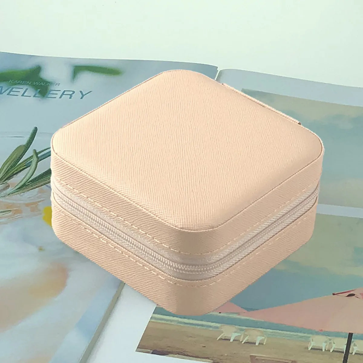 Simple Style Commute Solid Color Pu Leather Jewelry Boxes