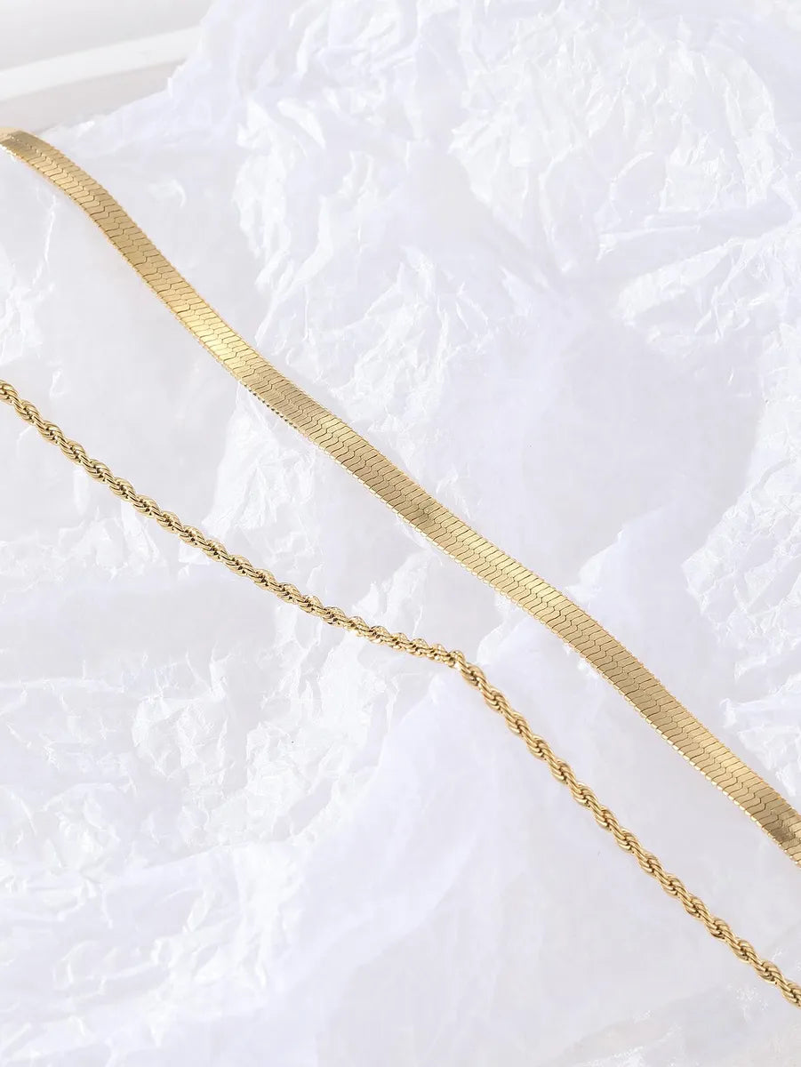 Simple Style Commute Solid Color Stainless Steel Plating 18k Gold Plated Double Layer Necklaces