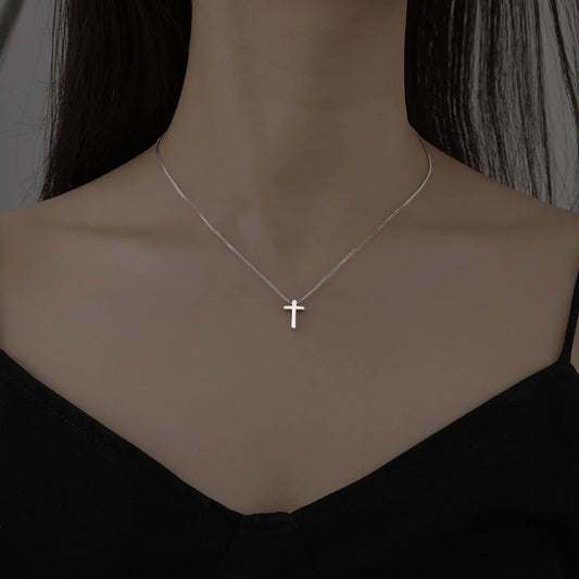 Simple Style Cross Alloy Plating Gold Plated Women's Pendant Necklace