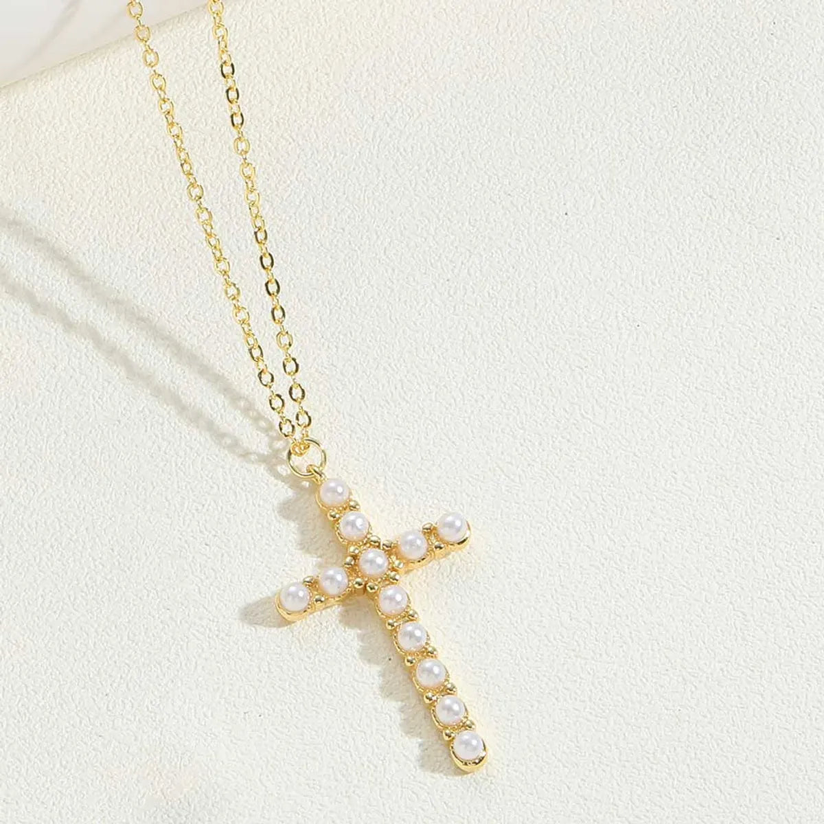 Simple Style Cross Chili Imitation Pearl Shell Copper Inlay Zircon 14K Gold Plated Women'S Pendant Necklace