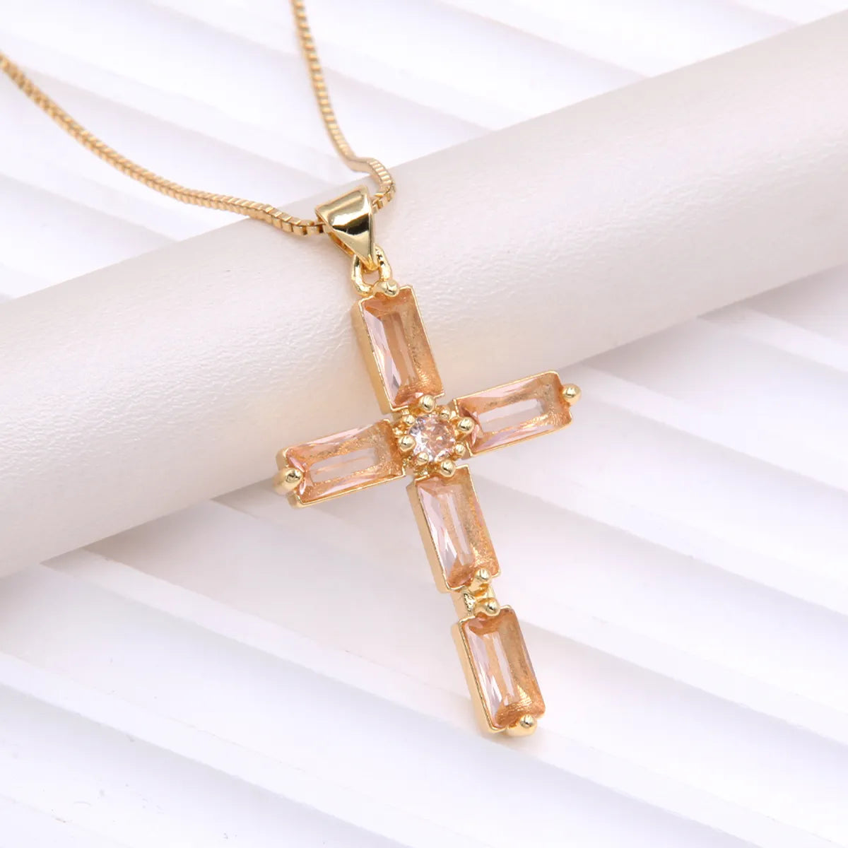 Simple Style Cross Copper Plating Inlay Glass Zircon 18k Gold Plated Pendant Necklace