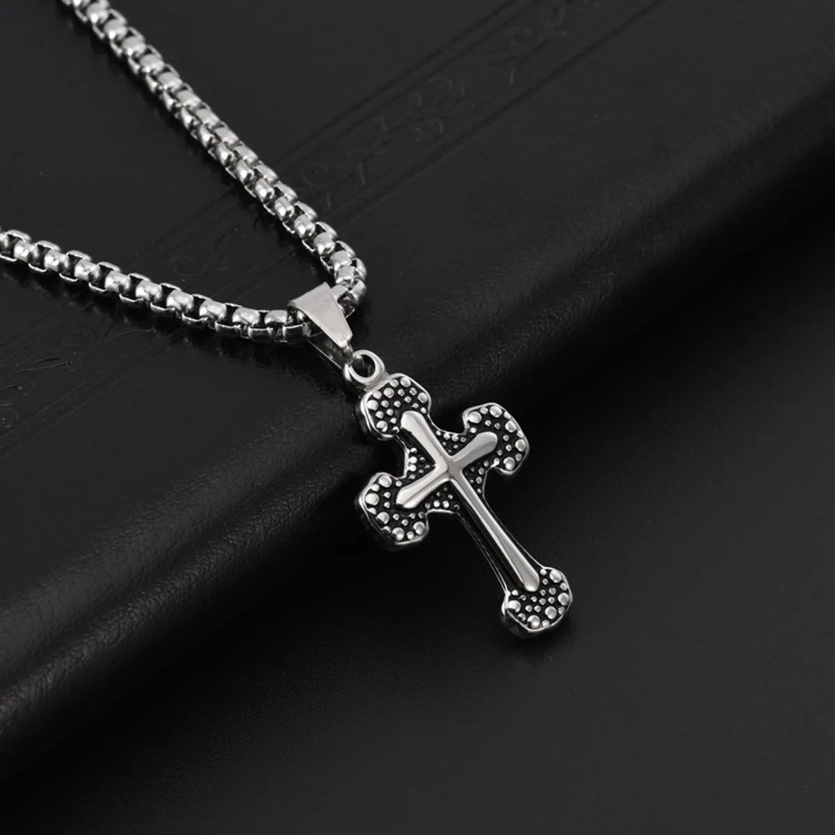 Simple Style Cross Stainless Steel Titanium Steel Polishing Men'S Pendant Necklace