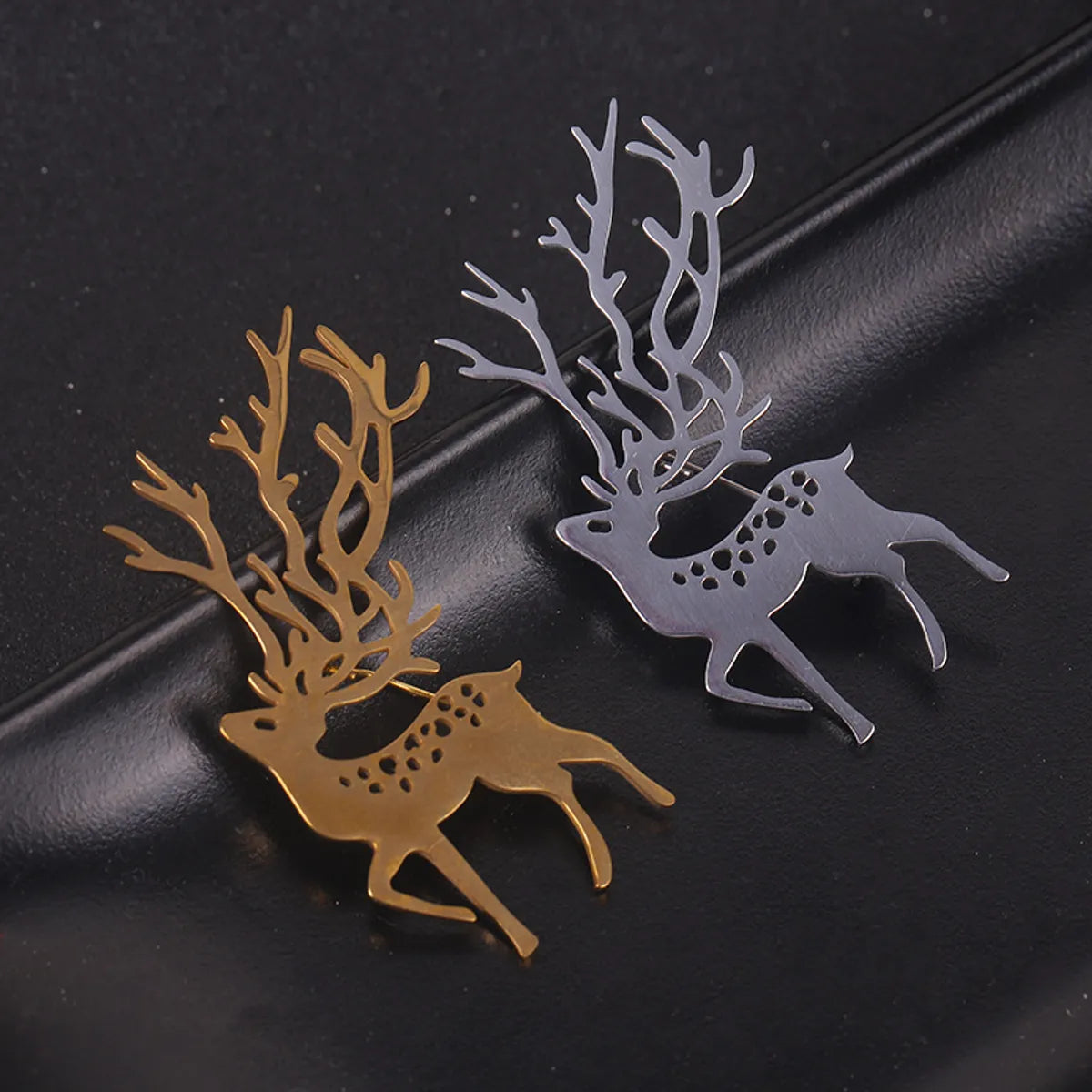 Simple Style Deer Stainless Steel Plating Unisex Brooches