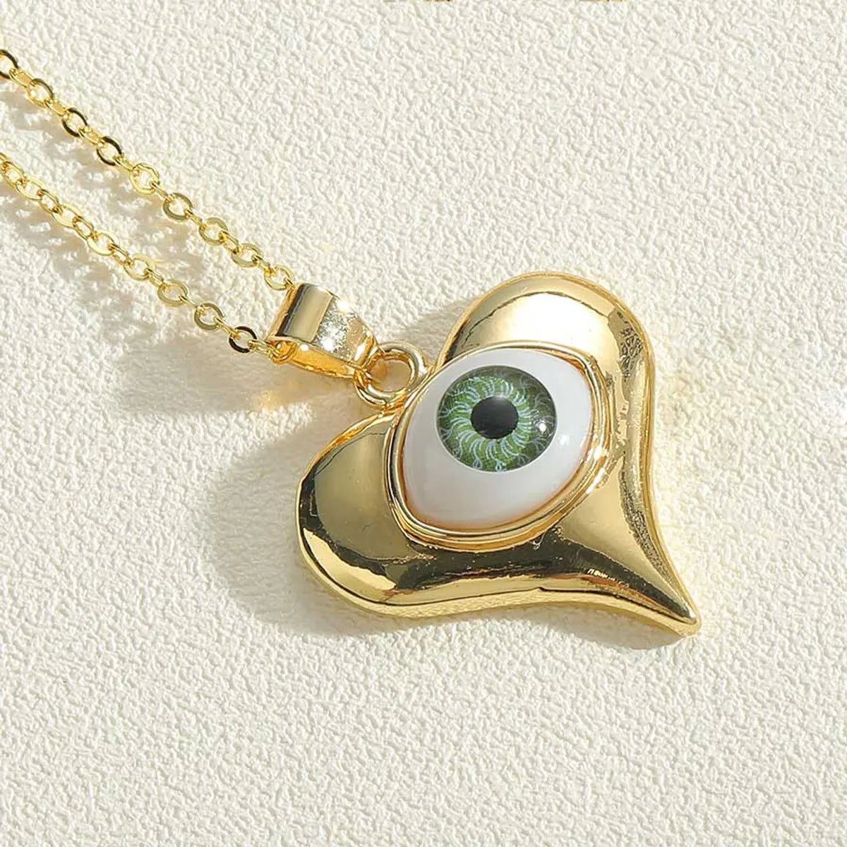 Simple Style Devil's Eye Heart Shape Copper Enamel Plating 14k Gold Plated Pendant Necklace