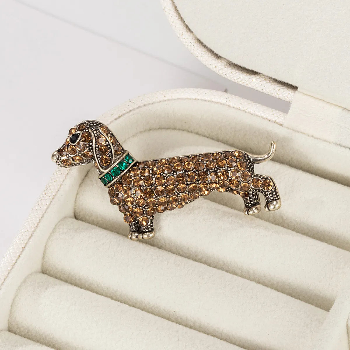 Simple Style Dog Alloy Plating Inlay Rhinestones Unisex Brooches