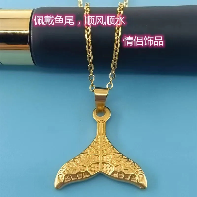 Wholesale Jewelry Simple Style Fish Tail 304 Stainless Steel 18K Gold Plated Plating Pendant Necklace