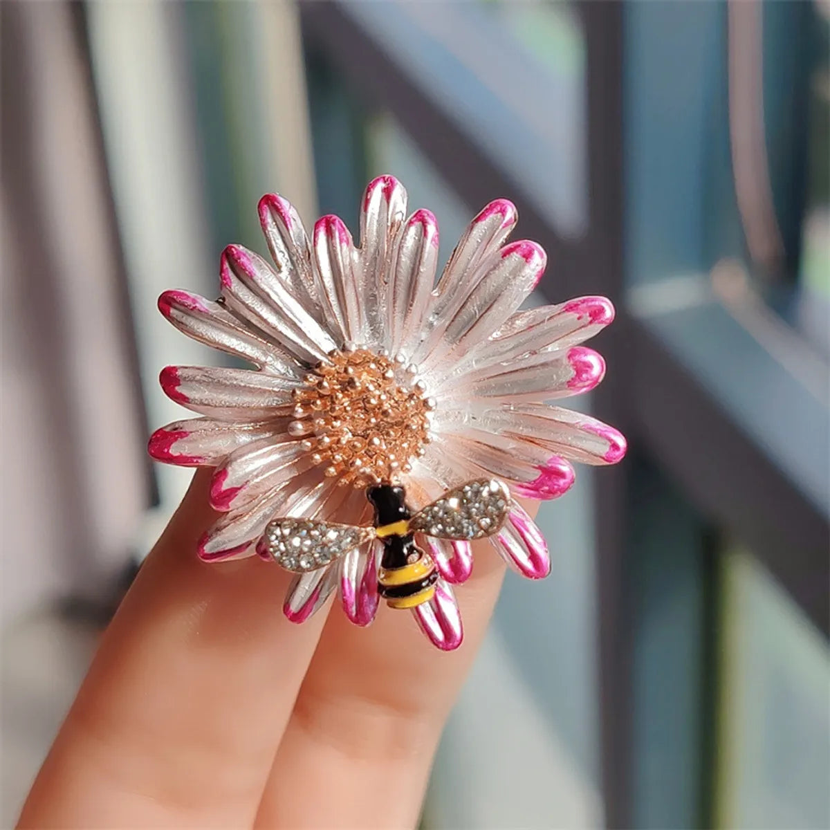 Simple Style Flower Alloy Enamel Plating Women'S Brooches