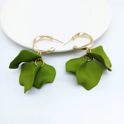 Simple Style Flower Alloy Stoving Varnish Earrings 1 Pair