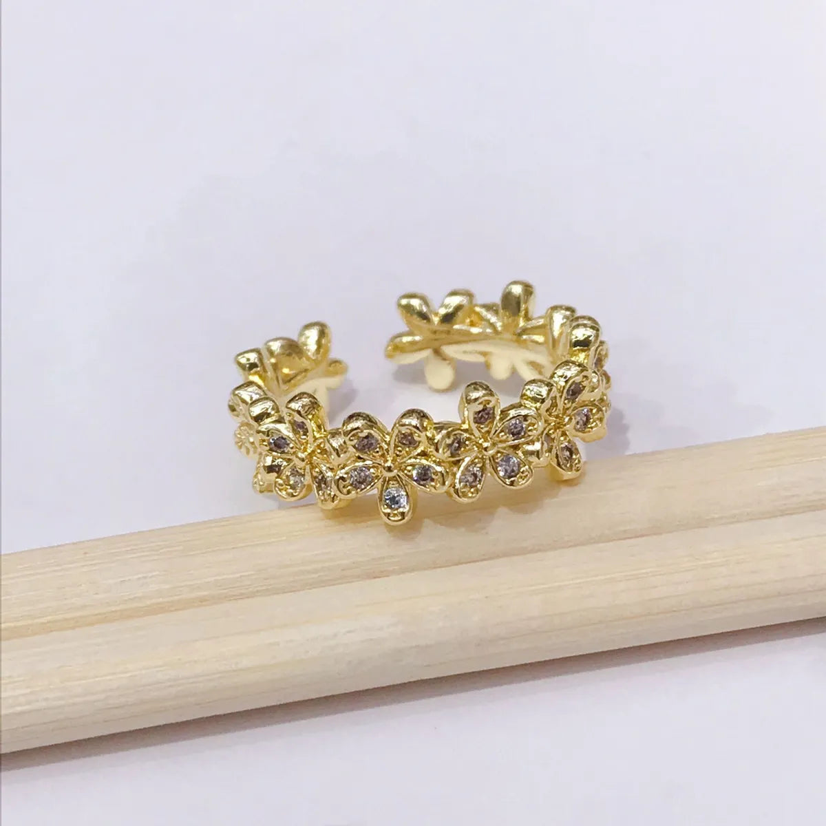 Simple Style Flower Copper Zircon Rings In Bulk