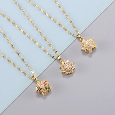 Simple Style Flower Copper Zircon Pendant Necklace In Bulk