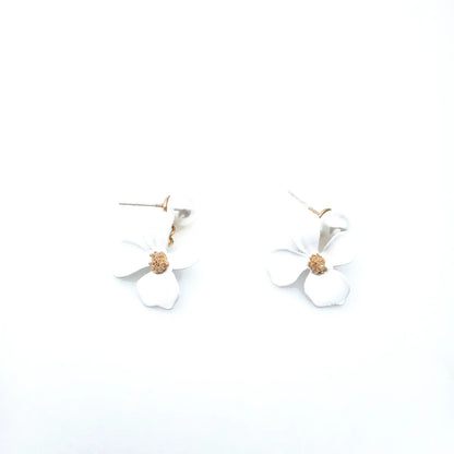 Simple Style Flower Imitation Pearl Alloy Iron Ear Studs 1 Set