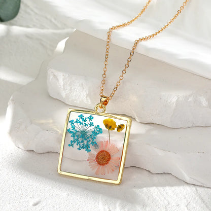 Simple Style Flower Resin Wholesale Pendant Necklace