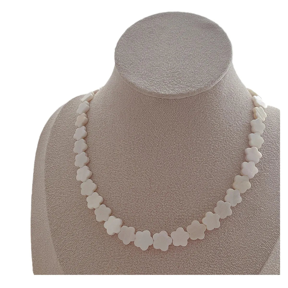 Simple Style Flower Shell Beaded Women'S Necklace