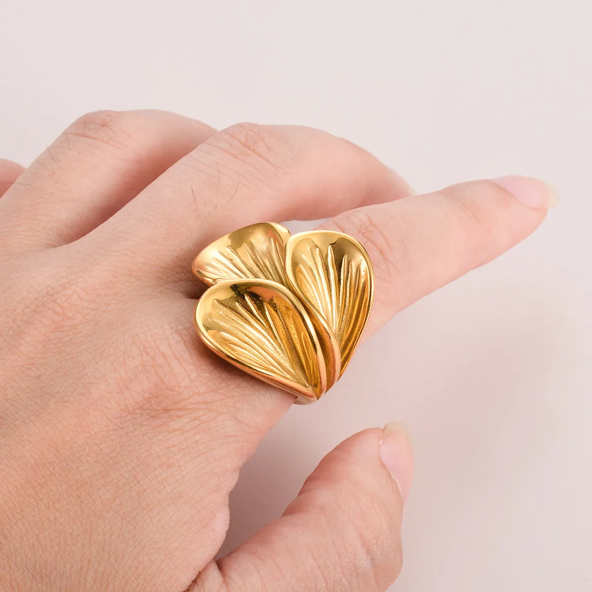 Simple Style Flower Stainless Steel Shiny Metallic Plating Rings