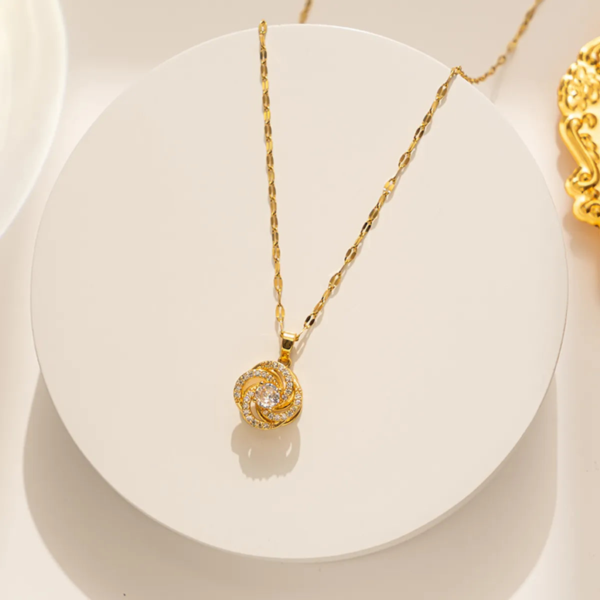 Simple Style Four Leaf Clover Stainless Steel Plating Inlay Zircon 18k Gold Plated Pendant Necklace