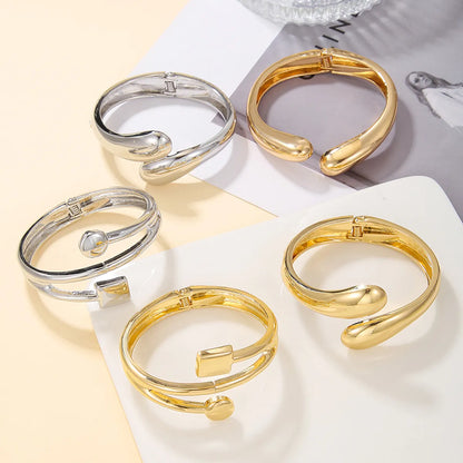 Simple Style Geometric Alloy 18k Gold Plated Women's Bangle