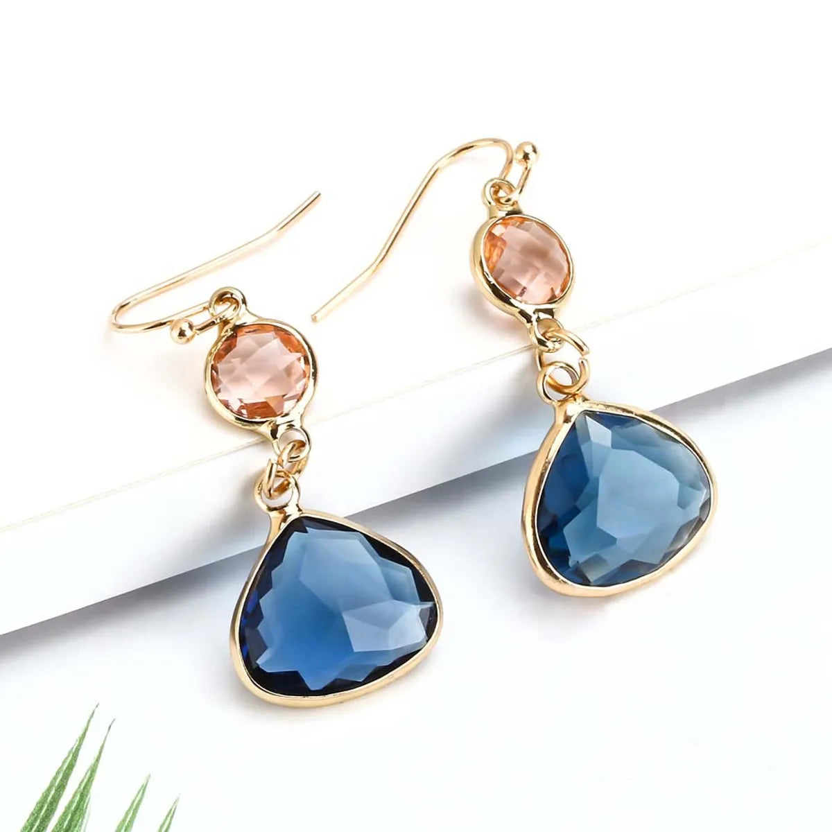 Simple Style Geometric Artificial Crystal Glass Inlay Artificial Gemstones Women'S Drop Earrings