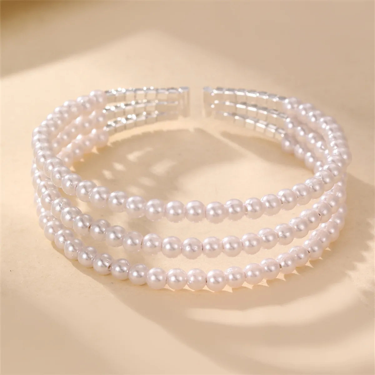 Simple Style Geometric Artificial Gemstones Artificial Pearl Zinc Alloy Layered Inlay Rhinestones Pearl Women'S Wristband