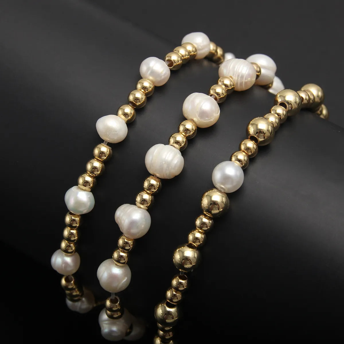 Simple Style Geometric Color Block Stainless Steel Artificial Pearl Plating 18k Gold Plated Bracelets