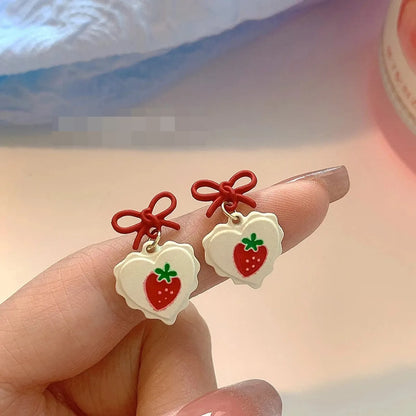 Simple Style Geometric Heart Shape Strawberry Alloy Stoving Varnish Women'S Earrings