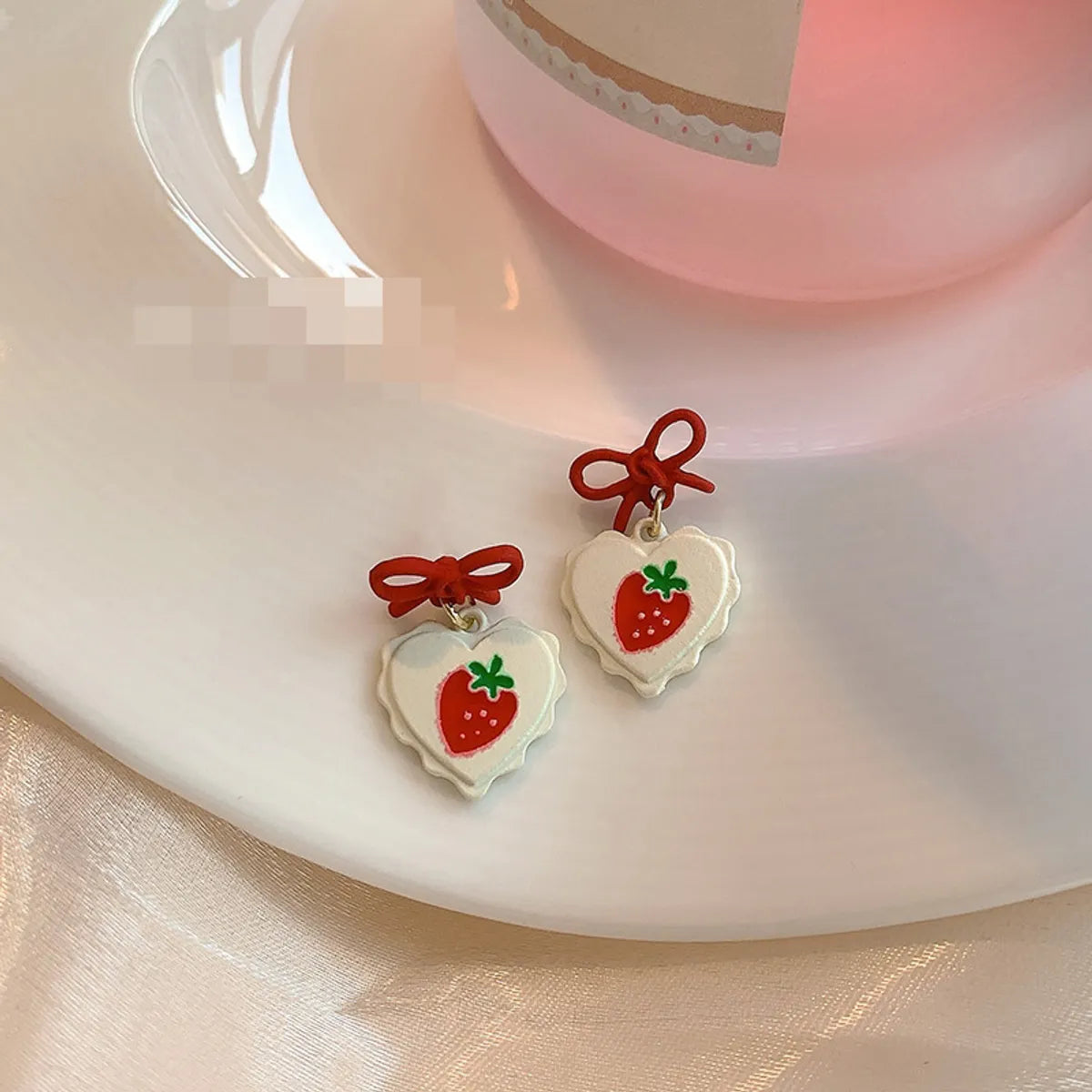 Simple Style Geometric Heart Shape Strawberry Alloy Stoving Varnish Women'S Earrings