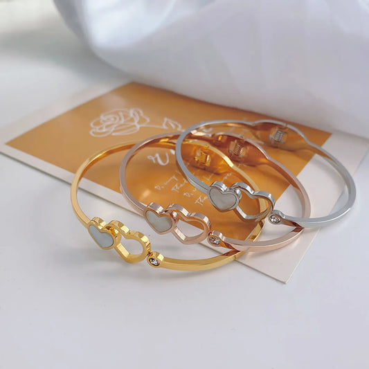 Simple Style Geometric Heart Shape Titanium Steel Plating Bangle