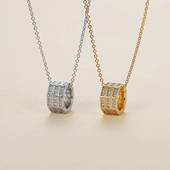 Simple Style Geometric Solid Color Copper Zircon Pendant Necklace In Bulk