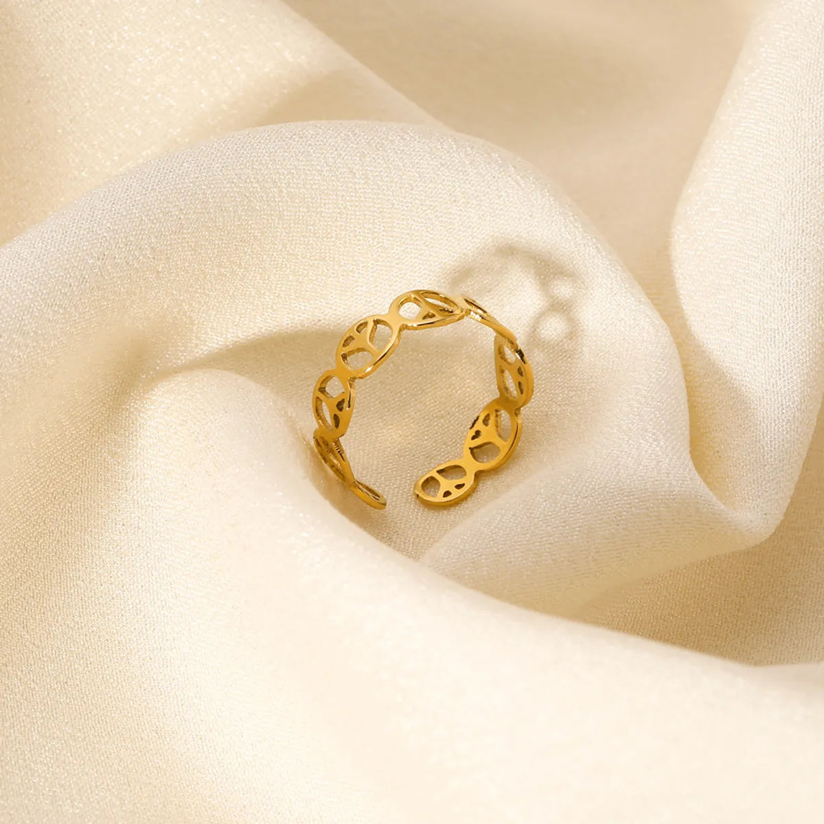 Simple Style Geometric Solid Color Stainless Steel Plating Hollow Out 18k Gold Plated Open Rings