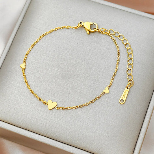 Simple Style Heart Shape 304 Stainless Steel Gold Plated Bracelets In Bulk