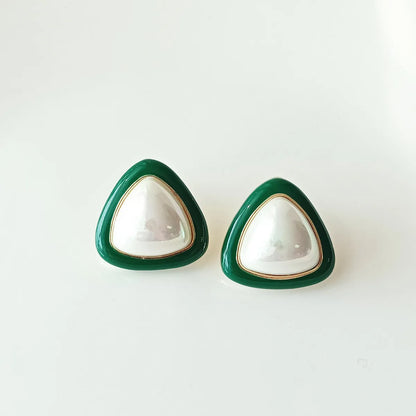 Simple Style Heart Shape Alloy Inlay Pearl Ear Studs 1 Pair