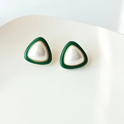 Simple Style Heart Shape Alloy Inlay Pearl Ear Studs 1 Pair