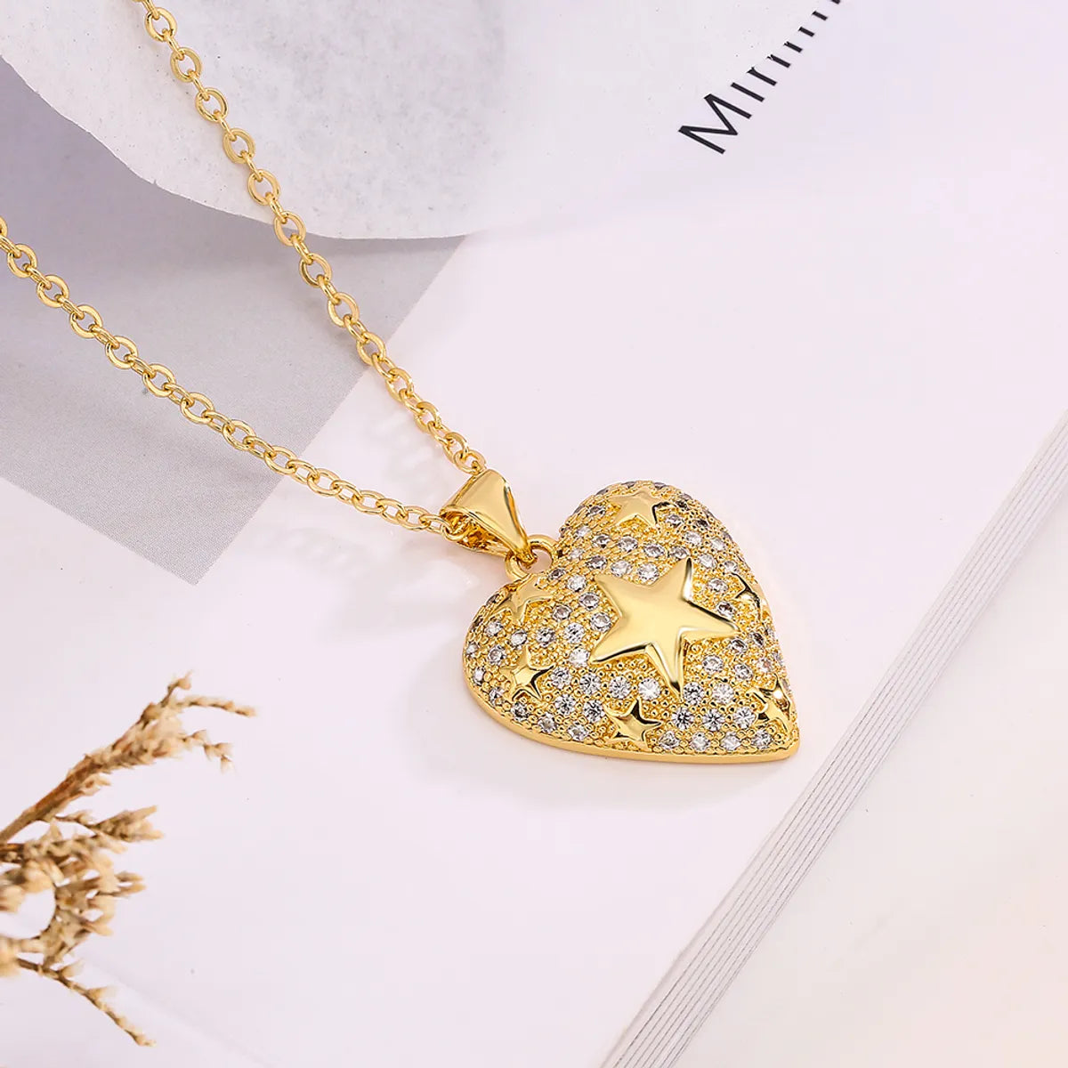 Simple Style Heart Shape Copper 18k Gold Plated Zircon Pendant Necklace In Bulk