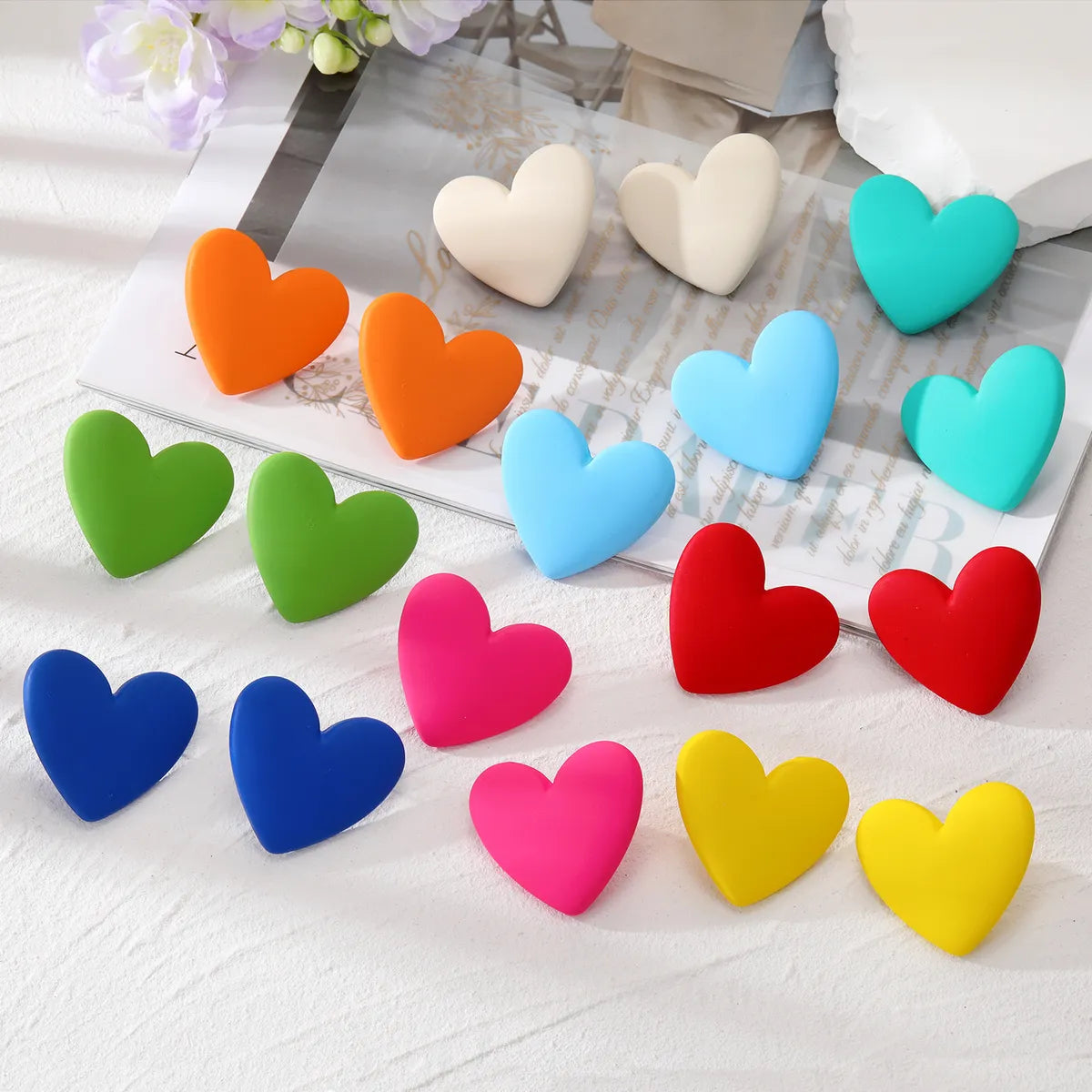 Simple Style Heart Shape Resin Ear Studs 1 Pair