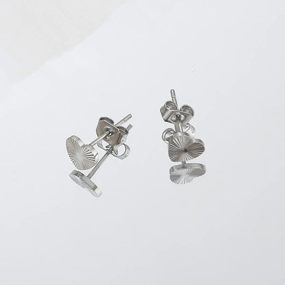 Simple Style Heart Shape Titanium Steel Ear Studs Gold Plated Stainless Steel Earrings