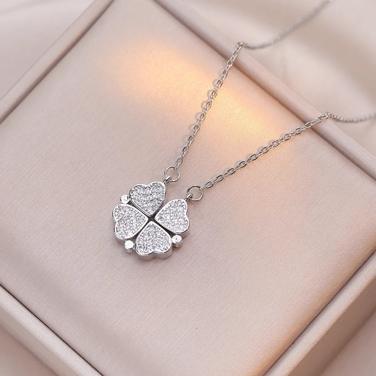 Simple Style Heart Shape Titanium Steel Inlay Rhinestones Women'S Pendant Necklace