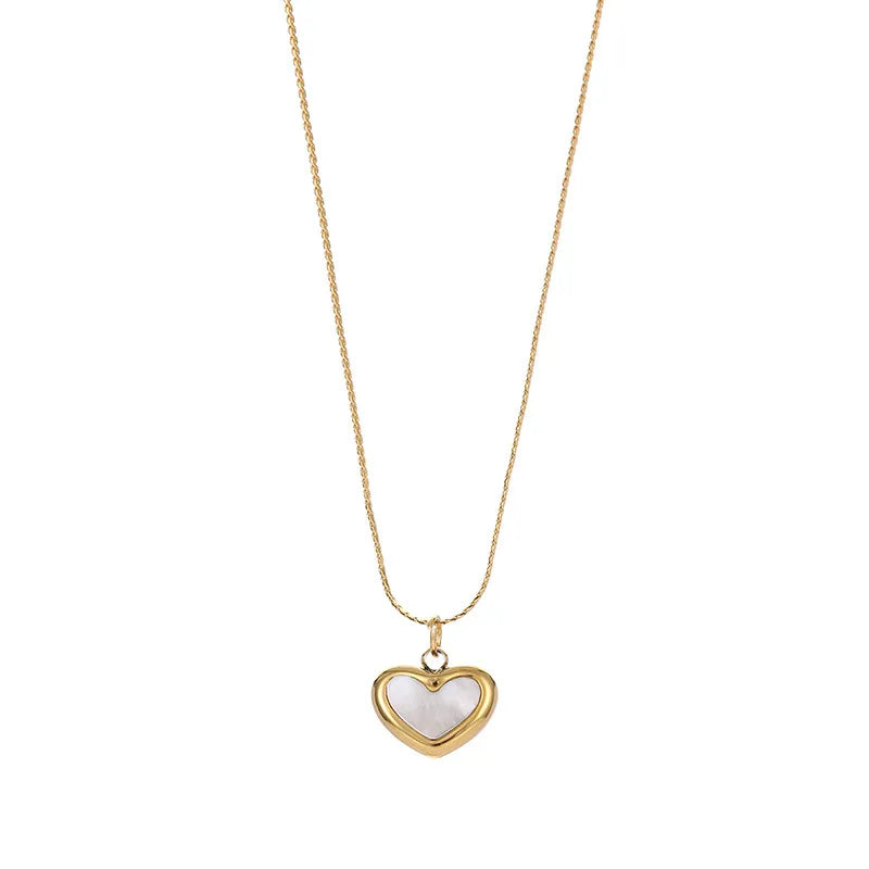 304 Stainless Steel 18K Gold Plated Simple Style Plating Heart Shape Acrylic Pendant Necklace