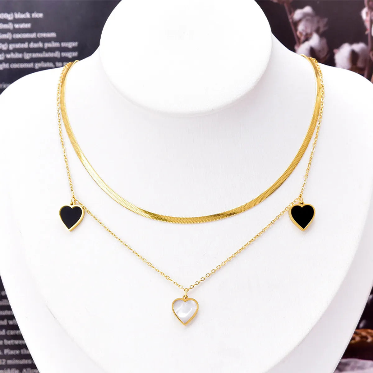 Simple Style Heart Shape Titanium Steel Plating Inlay Shell 18k Gold Plated Layered Necklaces